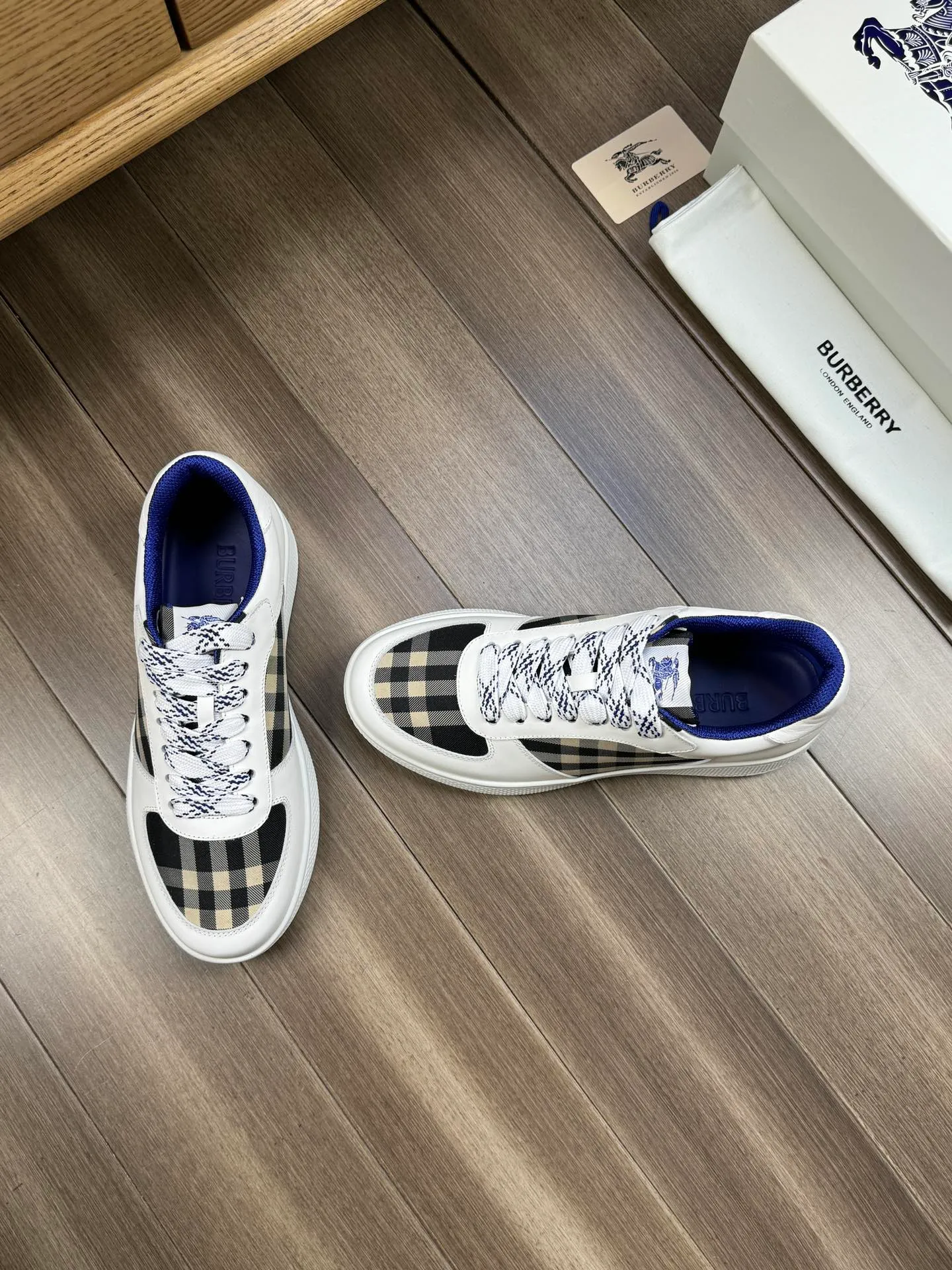 p380💰Men's shoes [BURBERRY] Burberry - High-end quality original order 🔍🔍🔍 - Upper: imported 🔝 Napa calfskin, brand totem cloth, tongue brand cloth label - Lining: canvas lining, - Outsole: rubber; two-color molded outsole - Ultra-high quality control·Fine workmanship: highlighted (high-end·luxury·grade) -Size : 38-44 (45 for men, can be customized)